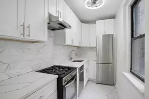 125 W 96th St, New York City, NY 10025 - Photo 5