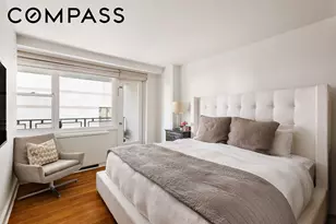 165 W 66th St, New York, NY 10023 - Photo 7