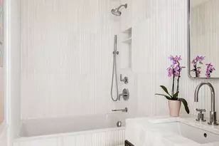 165 W 66th St, New York, NY 10023 - Photo 15