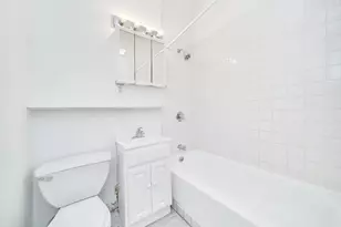 331 W 43rd St, New York City, NY 10036 - Photo 7