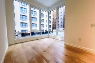 135 E 47th St, New York City, NY 10017 - Photo 5