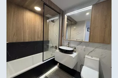 125 Borinquen Place #401, New York City, NY 11211 - Photo 5