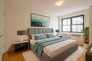 350 W 51st St, New York, NY 10019 - Photo 3