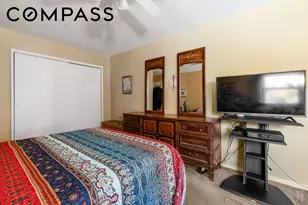 34-10 94th St, New York City, NY 11372 - Photo 13