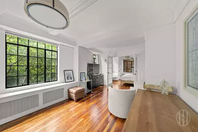 320 E 42nd Street #718, New York, NY 10017 - Photo 1