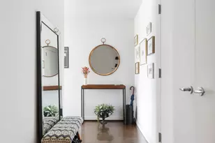 201 W 17th St, New York, NY 10011 - Photo 9