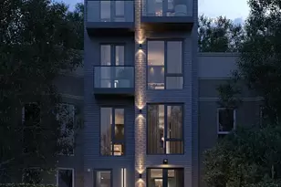 371 Hawthorne St, New York City, NY 11225 - Photo 9