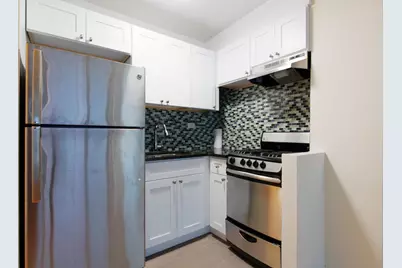 335 E 51st Street #8-C, New York City, NY 10022 - Photo 1