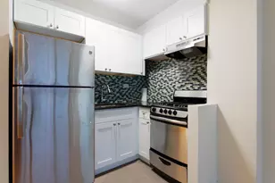 335 E 51st St, New York, NY 10022 - Photo 1