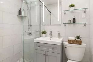 209 E 56th St, New York City, NY 10022 - Photo 7