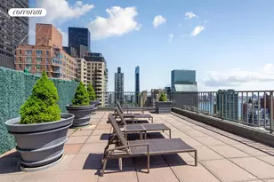 212 E 47th St, New York City, NY 10017 - Photo 7