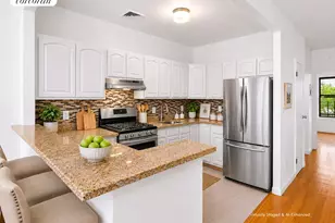 544 Van Buren St, New York City, NY 11221 - Photo 9