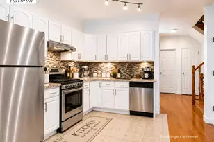 544 Van Buren St, New York City, NY 11221 - Photo 3
