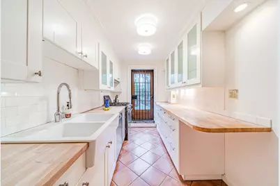 307 E 10th Street, New York City, NY 10009 - Photo 11