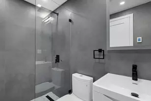 751 Dean St, New York City, NY 11238 - Photo 7