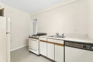 46-01 39th Ave, New York City, NY 11104 - Photo 3