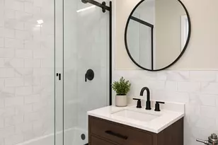 46-01 39th Ave, New York City, NY 11104 - Photo 9