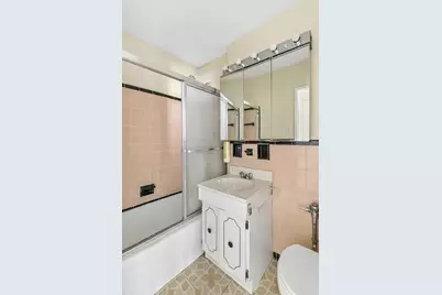 46-01 39th Avenue #503, New York City, NY 11104 - Photo 5
