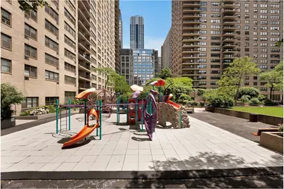 185 W End Avenue #7R, New York City, NY 10023 - Photo 11