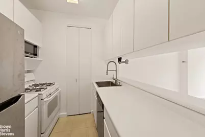 101 W 79th Street #4F, New York City, NY 10024 - Photo 3
