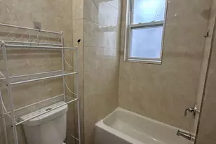 784 Garden St, New York City, NY 10460 - Photo 5
