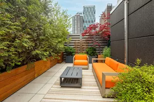 310 W 52nd St, New York City, NY 10019 - Photo 13