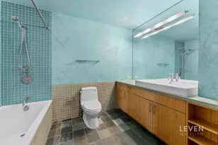135 W 4th St, New York, NY 10012 - Photo 19
