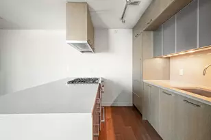 225 Rector Pl, New York City, NY 10280 - Photo 9