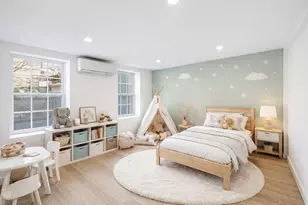 219 26th St, New York City, NY 11232 - Photo 7