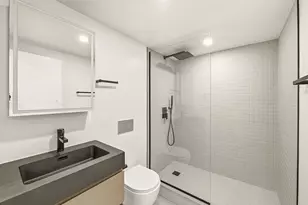 219 26th St, New York City, NY 11232 - Photo 11