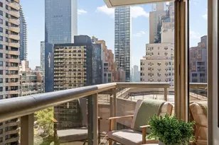 234 E 46th St, New York City, NY 10017 - Photo 1