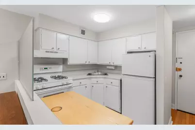 211 Thompson Street #5M, New York City, NY 10012 - Photo 7