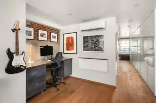 310 E 51st St, New York City, NY 10022 - Photo 7