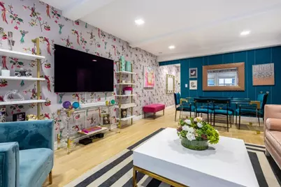 321 E 43rd Street #905, New York City, NY 10017 - Photo 5