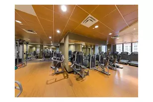 330 E 38th St, New York City, NY 10016 - Photo 15