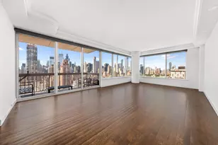 200 E 69th St, New York City, NY 10021 - Photo 1