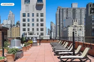 241 E 76th St, New York City, NY 10021 - Photo 9