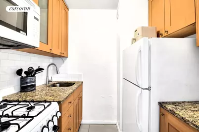 241 E 76th Street #2B, New York City, NY 10021 - Photo 5