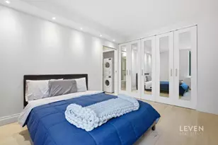 220 E 65th St, New York City, NY 10065 - Photo 5