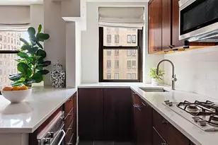 161 W 16th St, New York City, NY 10011 - Photo 5