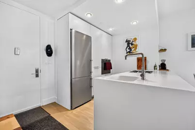 5-19 Borden Avenue #2C, New York City, NY 11101 - Photo 9