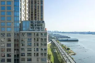 240 Riverside Blvd, New York City, NY 10069 - Photo 15