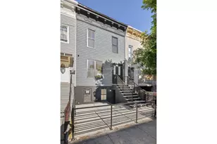 94 E 31st St, New York City, NY 11226 - Photo 9