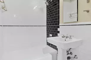 229 E 28th St, New York City, NY 10016 - Photo 5