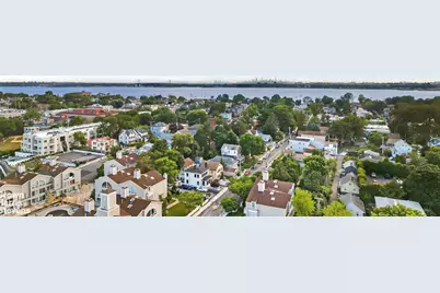 51 Island Point #51, Bronx, NY 10464 - Photo 3