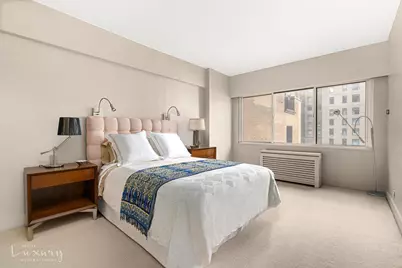 58 W 58th Street #19A, New York, NY 10019 - Photo 9