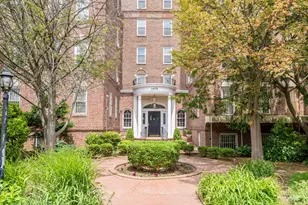 1409 Albemarle Rd, New York City, NY 11226 - Photo 17