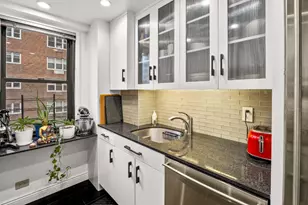 175 E 74th St, New York City, NY 10021 - Photo 11