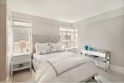 21 E 61st Street #7A, New York City, NY 10065 - Photo 11