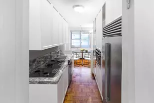 303 W 66th St, New York City, NY 10023 - Photo 21